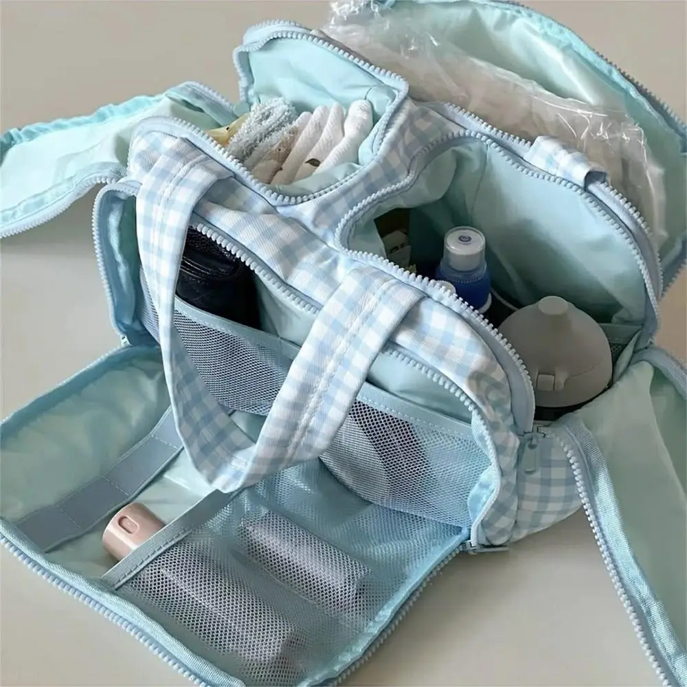 

Multipocket Design Cosmetic Handbag Zipper Closure Comfortable Handle Portable Makeup Pouch Large Capacity Easy Access