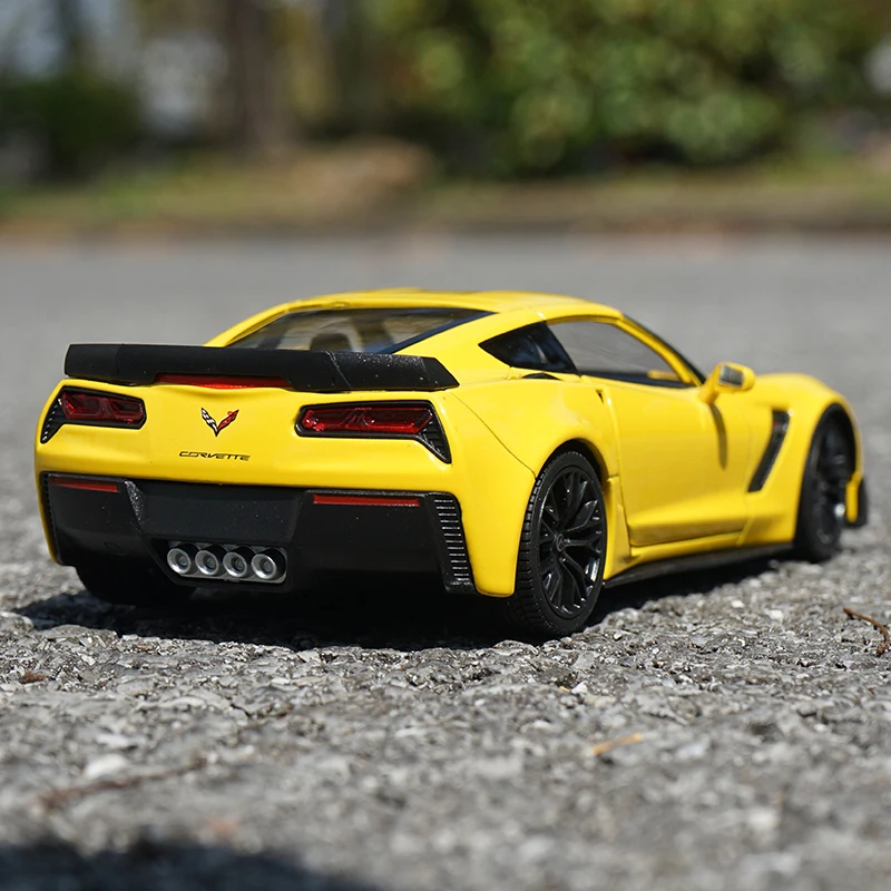 WELLY-Chevrolet Corvette Z06, Voiture de sport en alliage moulé sous pression, Modèle de voiture de course, Simulation élevée, Collection de cadeaux, 1:24