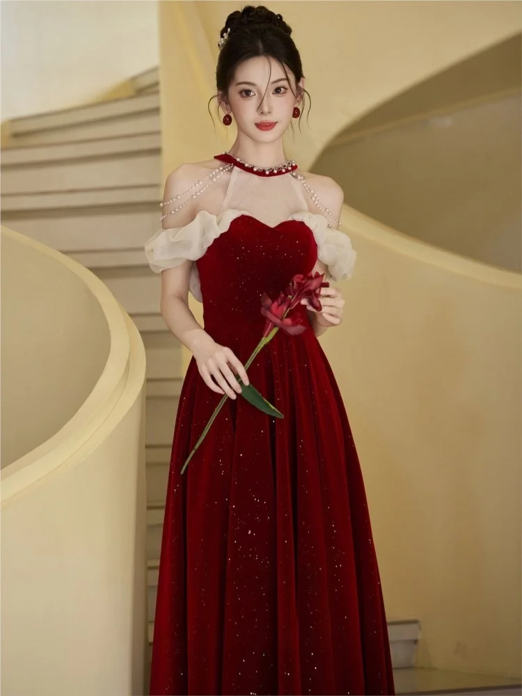 

New toasting style elegant red dress