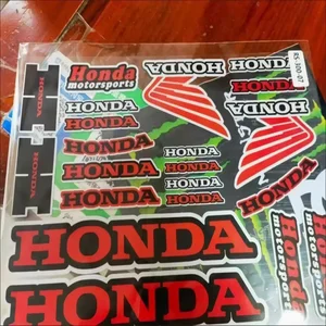 Motosiklet Yan Şerit Sticker, HONDA için Araba Styling Vinil Çıkartması, Çıkartmalar, yansıtıcı araba Dekorasyon., yeni 6 Büyük satış etiketi motosiklet honda - no. 6