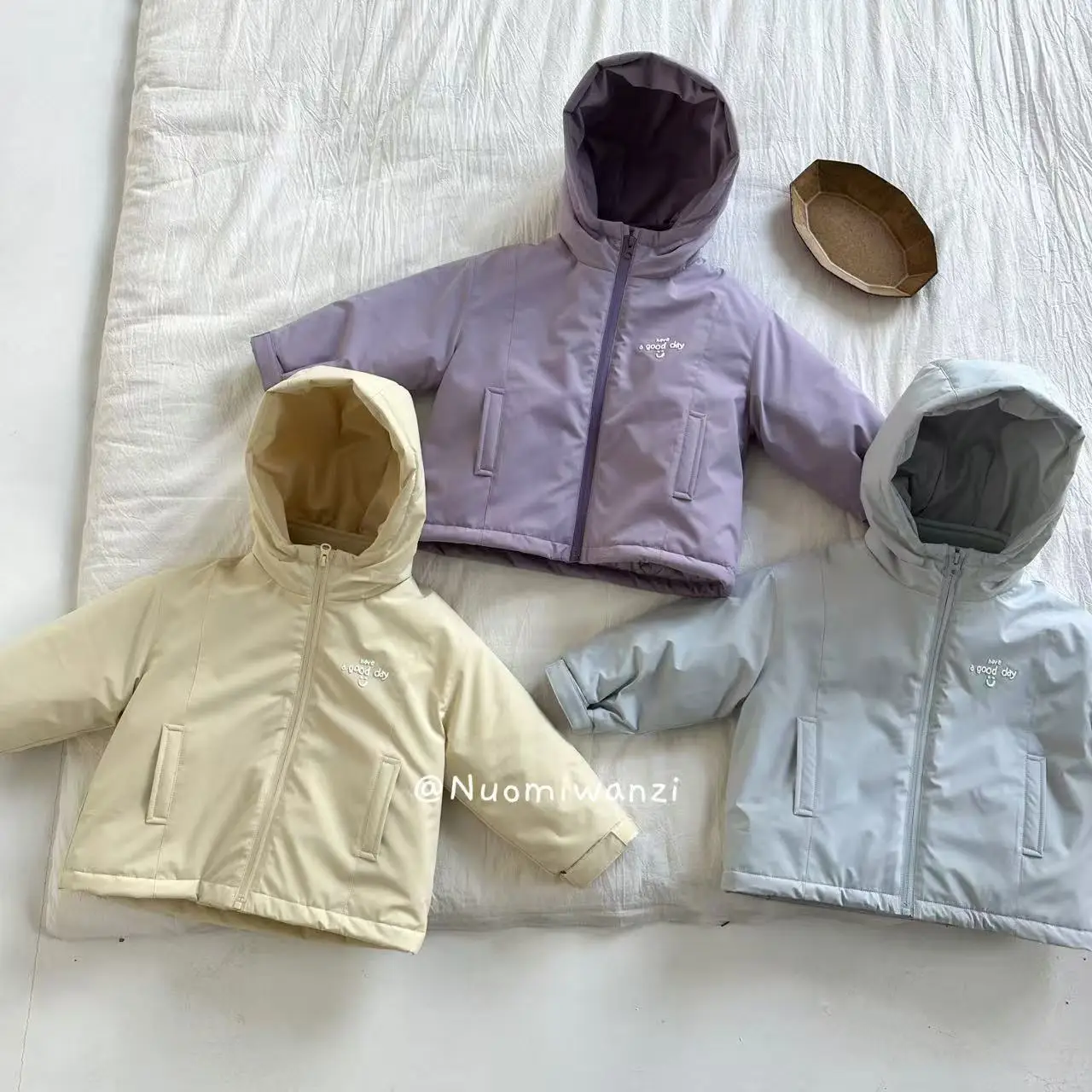 

Children's Clothing 2025 New Children's Waterproof Three-in-one Hooded Fleece Thermal Jacket