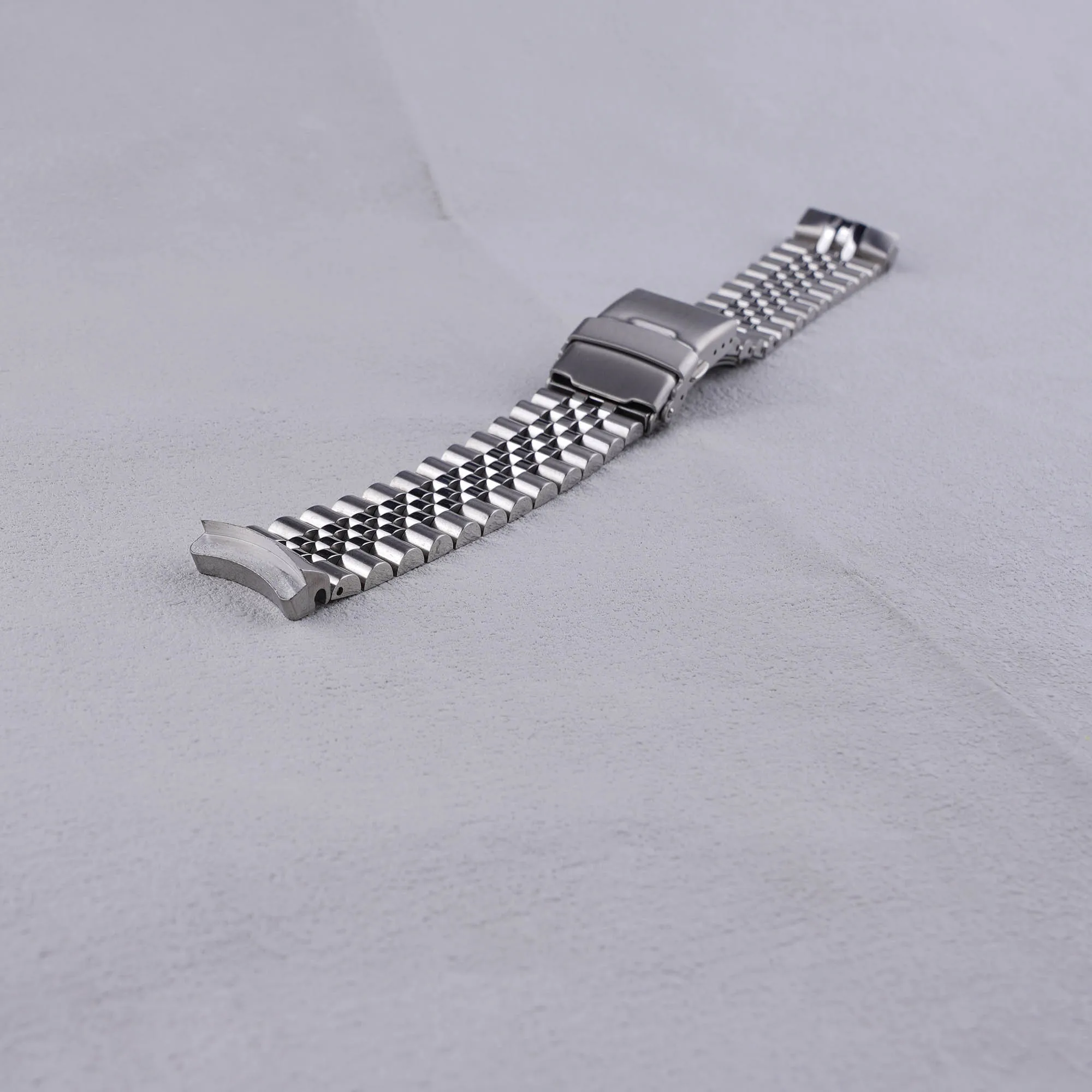 

Для Seiko SRPE09 SRPF35 SRPD25 SRPG57 SRPH75 SBDY115 20 мм юбилейный ремешок с твердым изогнутым концом из нержавеющей стали ремешок для часов от Carlywet