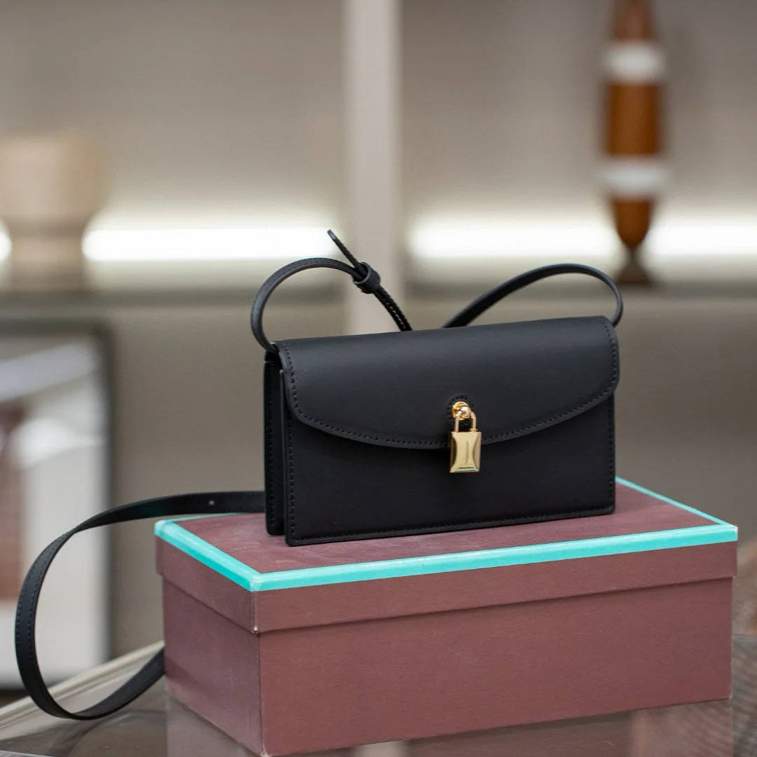 

Mendy Lady Bags Crossbody Bag Women Cluth Bag Luxury Designer Bags Shoulder Bag Evening Clutch Bag Party Wallets Clutches New