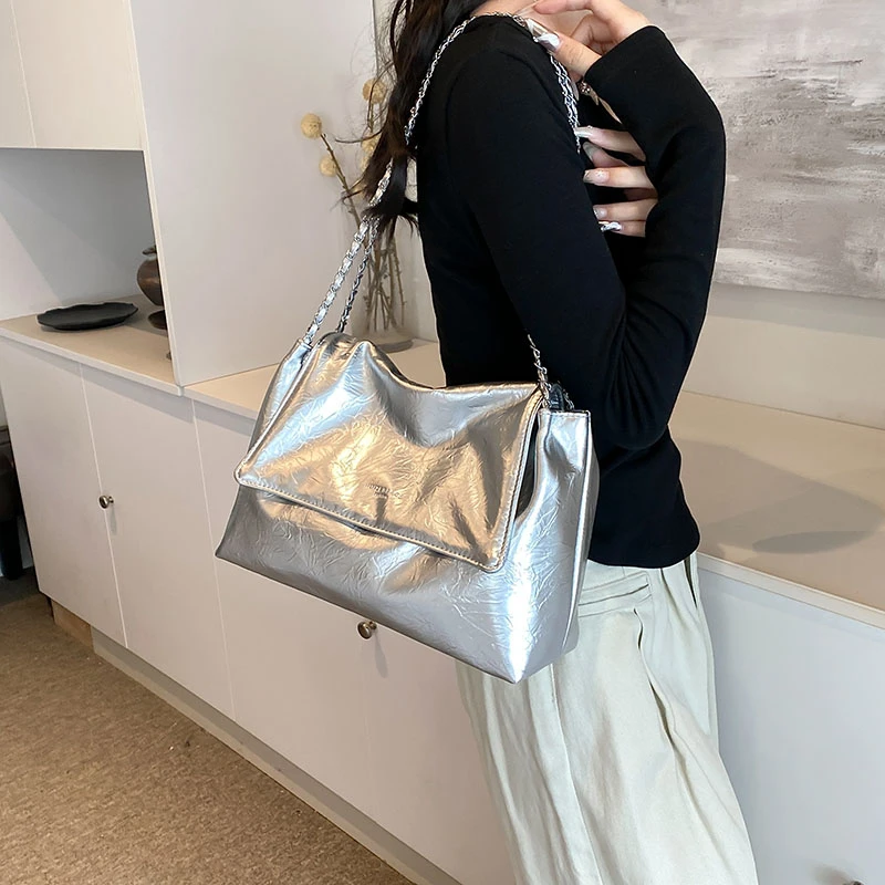 

Women Luxury Leather Classic Designer Fashion Shoulder Tote Bag Elegant Crossbody Handbag For Stylish Everyday Use