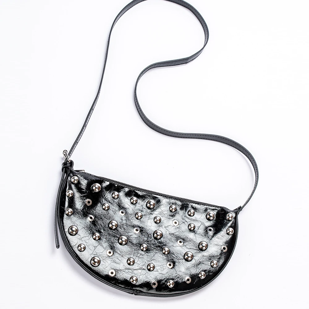 

Half Moon Rivet Shoulder Bag Luxury Designer Crescent Bags Metal Handbags PU Leather Crossbody Bags for Women 2025 NEW Purses