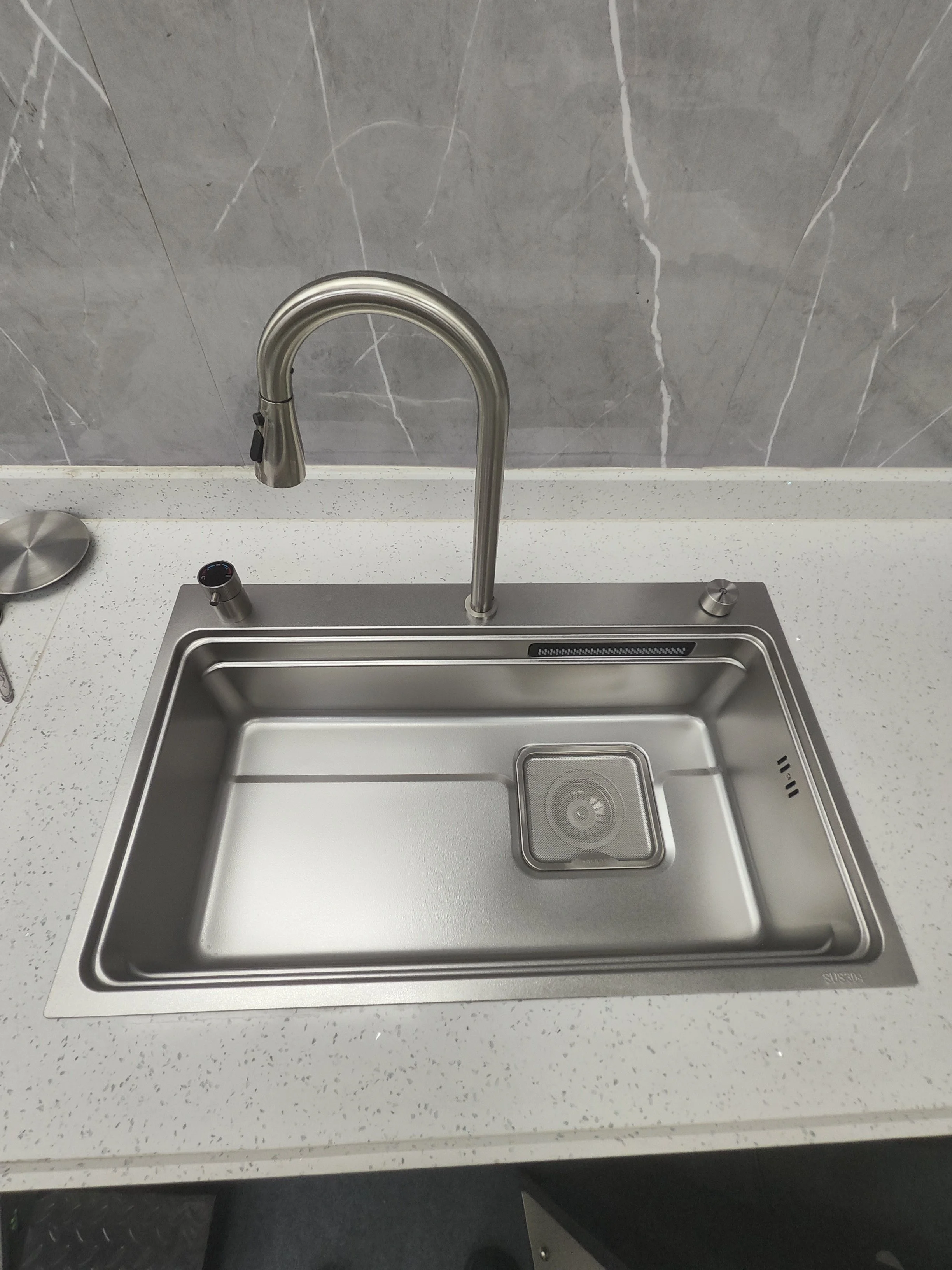 304 Stainless Steel Undermount Large Single Bowl Kitchen Sink Faucet Vegetable Washing Basin Handmade Thickened Dishwashing