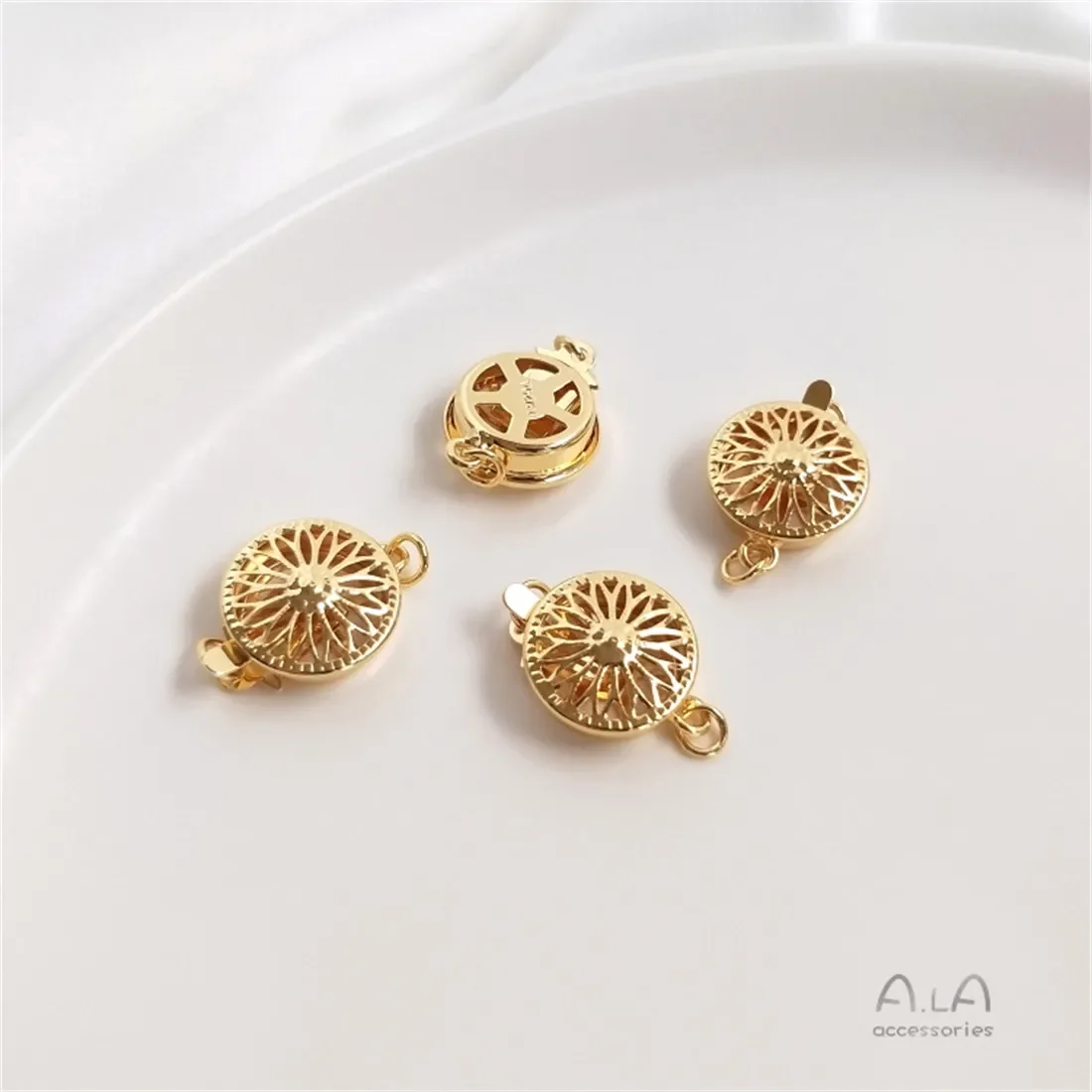 14k banhado a ouro a céu aberto pérola fivela fantasia esculpida pulseira colar acabamento fivela conexão fivela acessórios diy