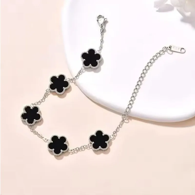 

2025 new creative popular simple light luxury bracelet five flower flower bracelet for women exquisite high-quality jewelry gift