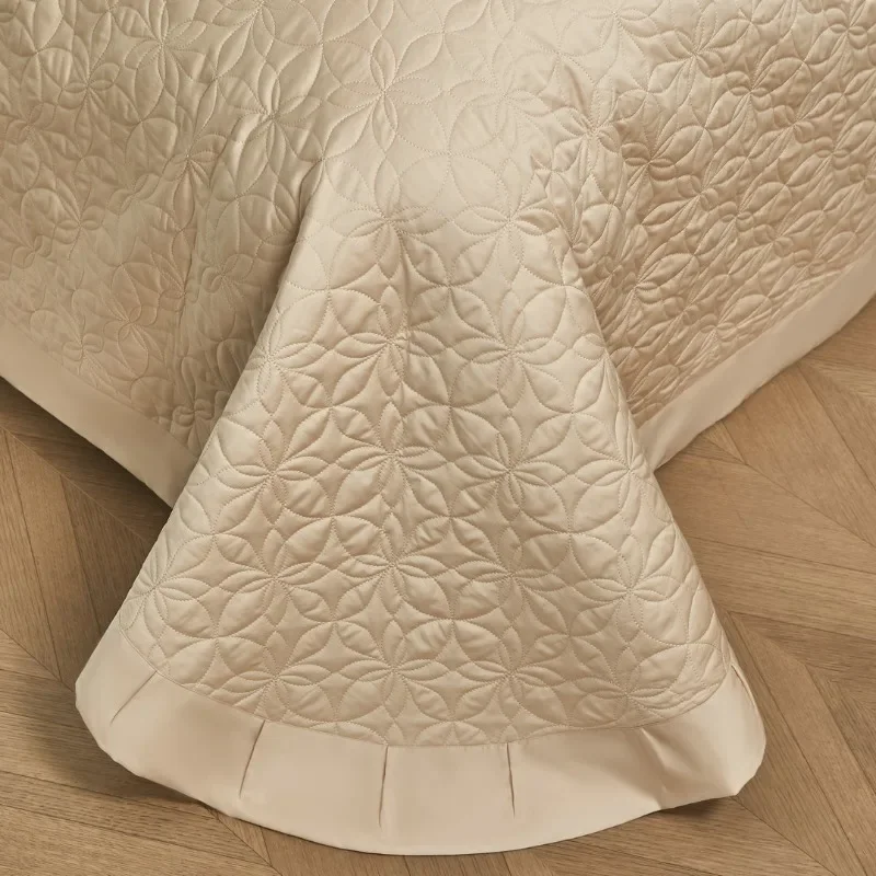 High-precision yarn-dyed jacquard bed cover four-piece set of long-staple cotton light luxury high-end bedding 5