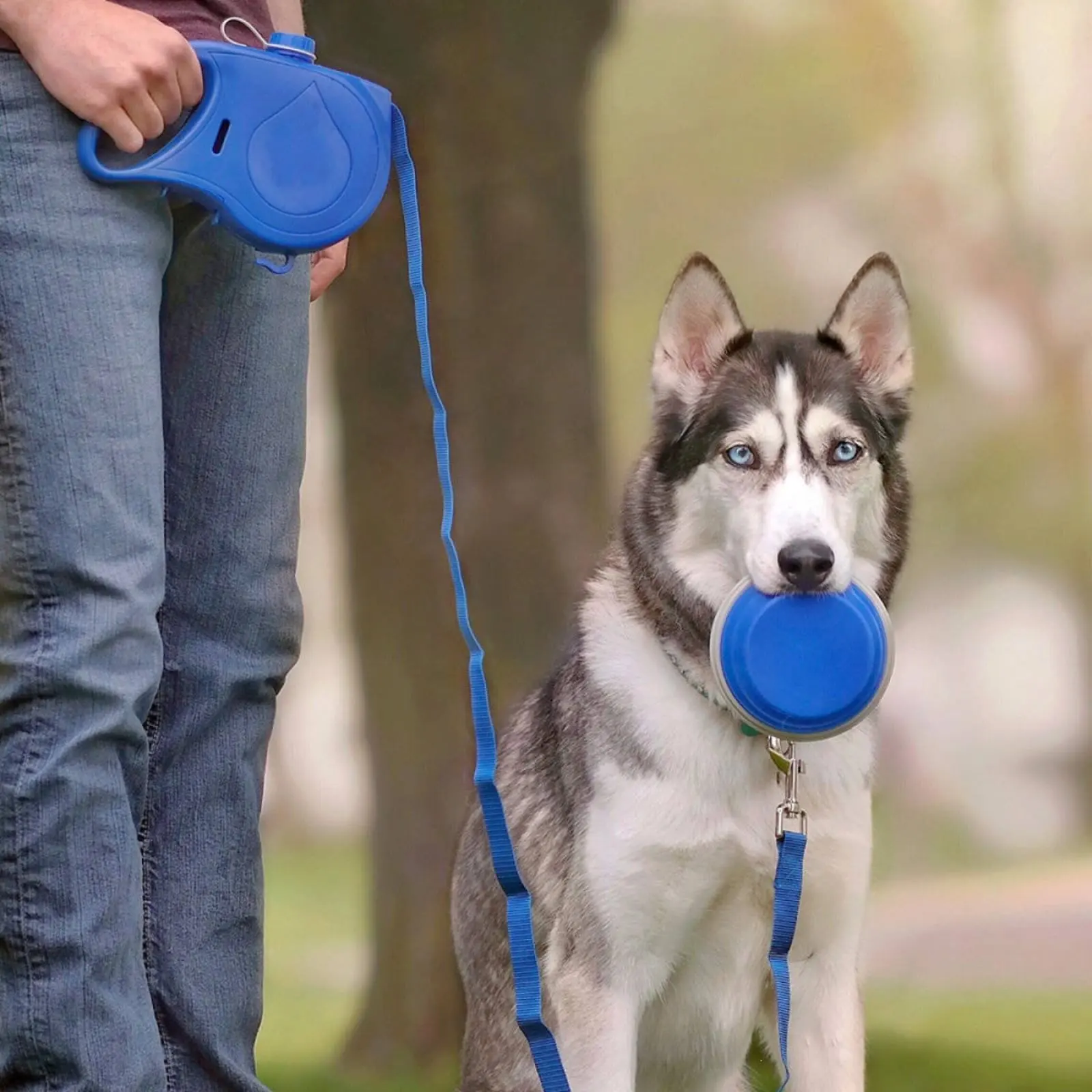 

Dog Bottle Leash Combo 3 in 1 Dog Walking Kit Leash with Water Bowl Lightweight Pet Gear Leakproof for Outdoor