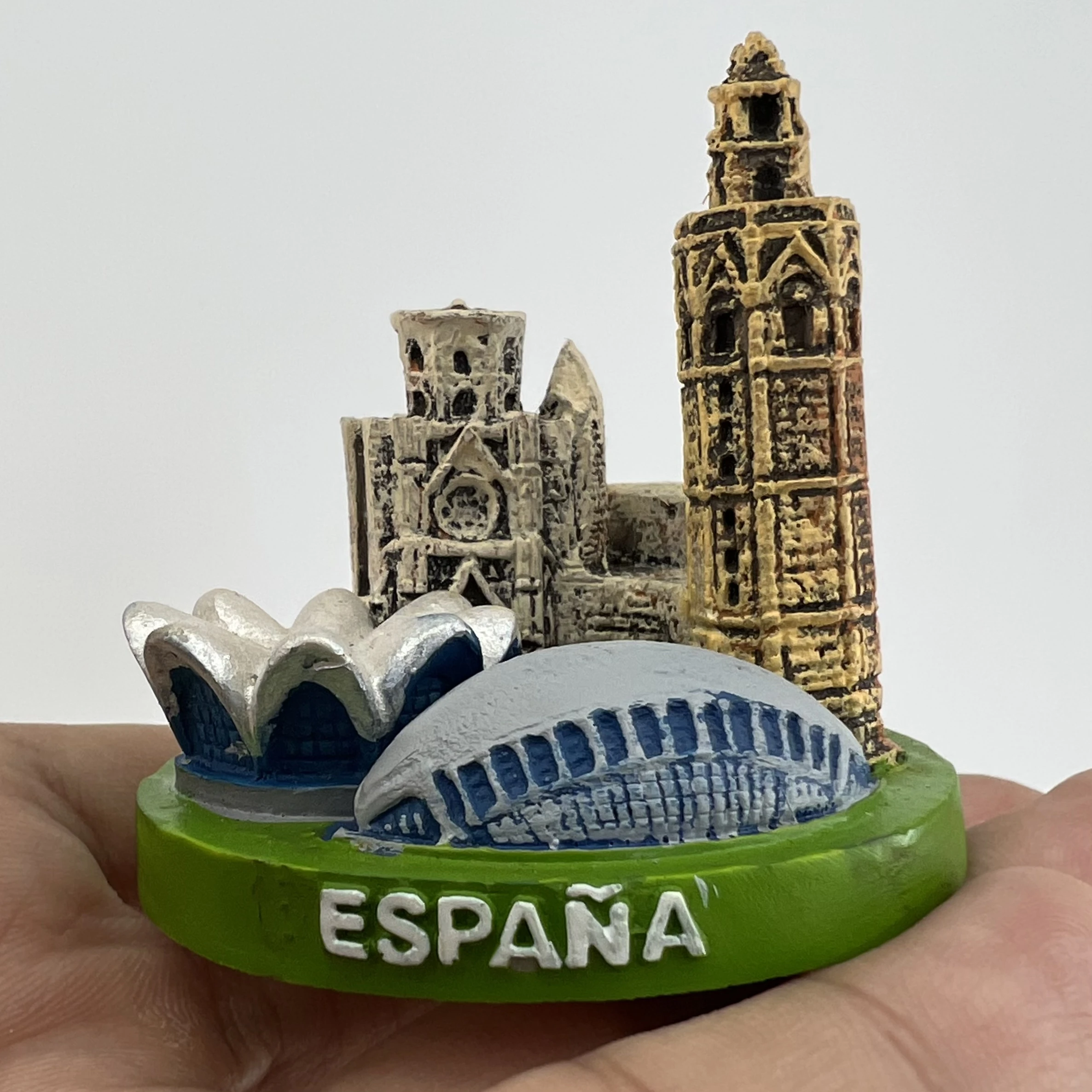 Spain Valencia Cathedral Valencia\'s Aquarium City of Arts and Sciences Ornament Stereo Resin Room Desktop Decoration Handicraft