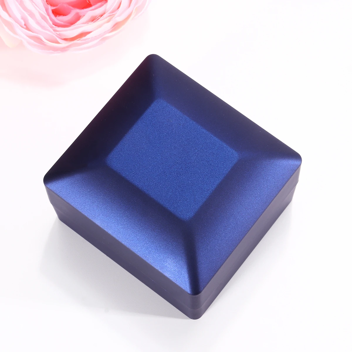 

Scratch Resistant Led Lighted Jewelry Box Soft Plush Inside Bangle Bracelet Gift Holder Accessories