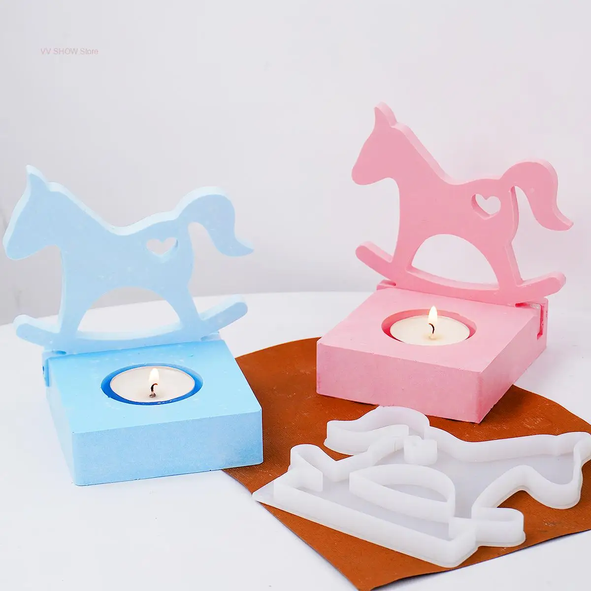 DIY Trojan Horse Candlestick Silicone Mold Playful Hollow Love Swing Trojan Horse Concrete Resin Mold Handmade Craft Gitfs Decor