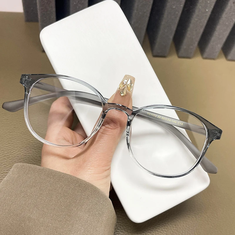 

Korean Style Woman Glasses High Quality TR90 Material Men Glasses Frame Blue Light Blocking Office Computer Glass