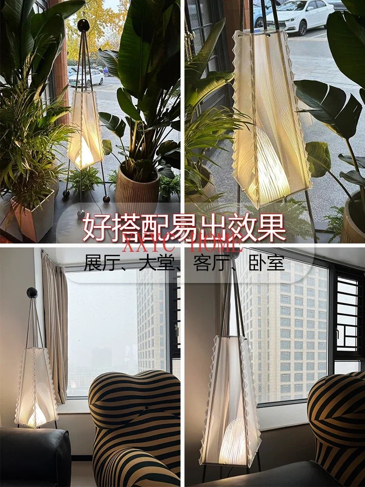 Advanced Light and Shadow Art Lamp in Hotel Living Room and Study