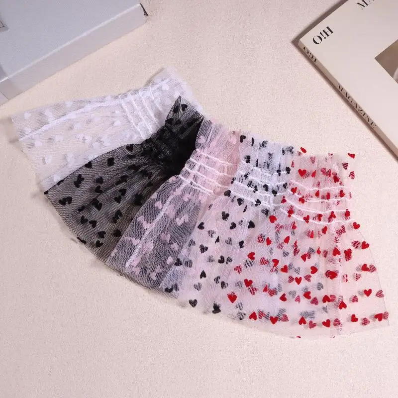 ถุงมือถ่ายภาพเล็บปลอมแบบจีบ 1 คู่ พร้อมปลอกโชว์ลายหัวใจผ้าทูลล์ สำหรับถ่ายภาพทำเล็บ