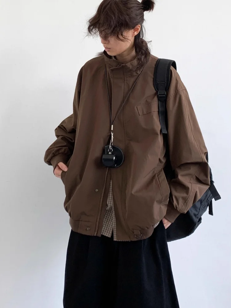 

Retro Japanese Sle Autumnal Men's And Women's Loose Fit Baseball Jaet Water Resistant Workwear Coat in Coffee Brown Color