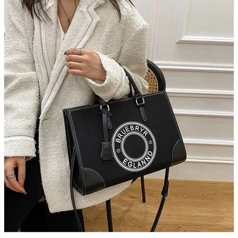 borsa-fasciatoio-alla-moda-in-pelle-testurizzata-originale-borsa-a-tracolla-da-donna-di-alta-gamma-minimalista-ed-elegante-per-il-lavoro-e-il-tempo-libero