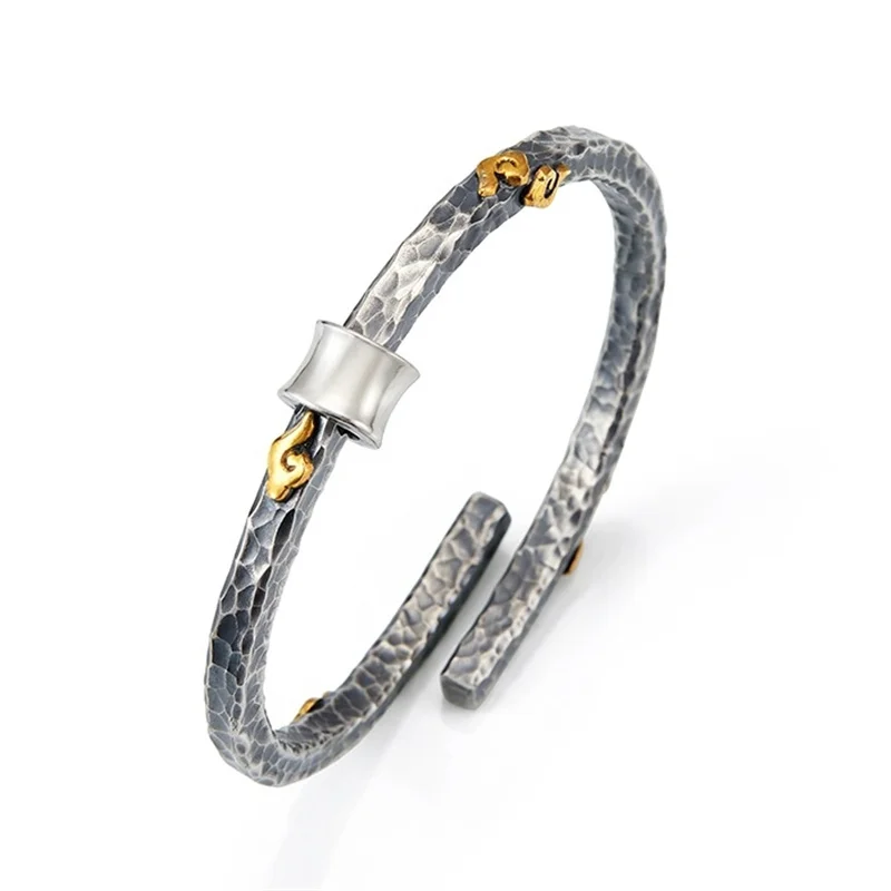 Retro Collision Gold Auspicious Clouds Flame Bangle Men Jewelry Trendy Hammered Texture Bangle Male Hand Accessories Open
