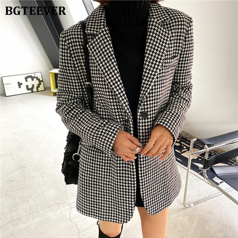 

BGTEEVER Stylish Notched Collar Houndstooth Woolen Jackets for Women Vintage Long Sleeve Pockets Single-breasted Female Blazer T