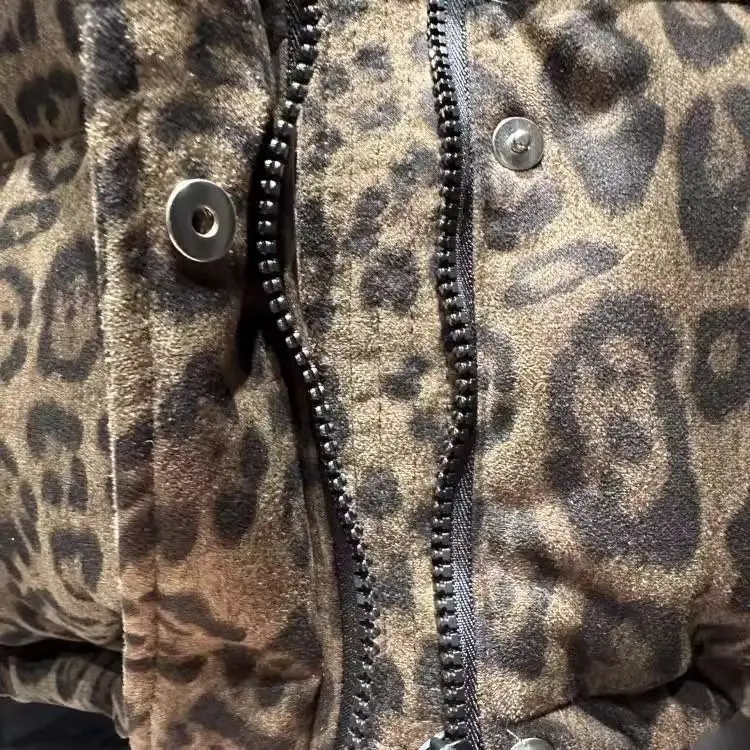 ​​2025 Winter Animal Print Quilted Puffer Jacket Women Stand Collar Slim Fit Cropped Elegant Stylish Warm Coat​​