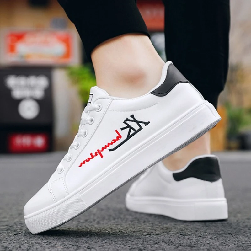 2025 أحذية رياضية رجالية رخيصة أحذية رجالي مريحة الذكور أحذية مفلكنة صيف جديد حذاء مسطح موضة تنوعا تنيس Masculino1