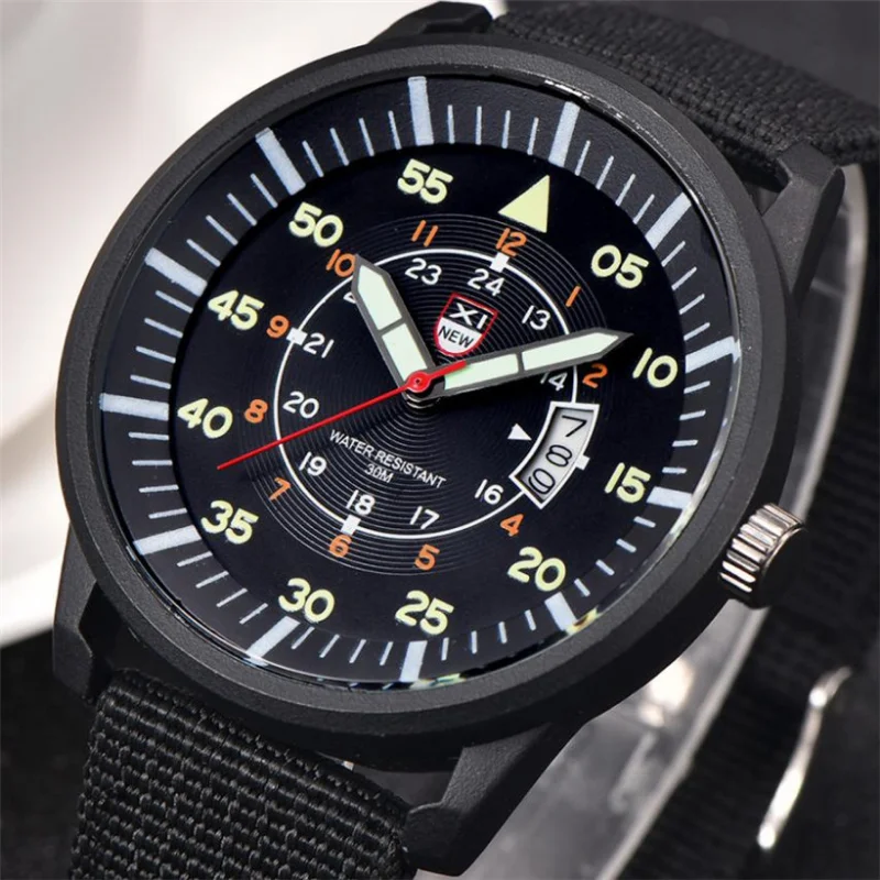 Fashion Luminous Dial Green Nylon Strap Watch Men Military Sports Watches Men Auto Date Quartz Wristwatches XINEW Heren Horloge