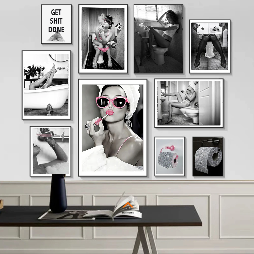 Modern Sexy Woman WC Toilet Roll Bling Poster Prints For Bathroom Decor Fashion Girl Smoking On Toilet Canvas Painting Wall Art