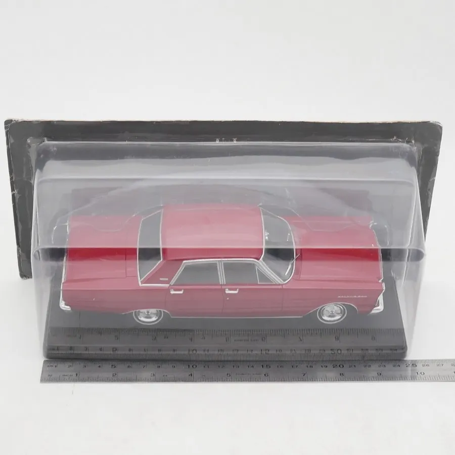 IXO Coche de juguete Ford Galaxie 500 de aleación fundida a presión a escala 1:24, modelo de coches clásicos, nostalgia, regalos para adultos, souvenir, exhibición estática