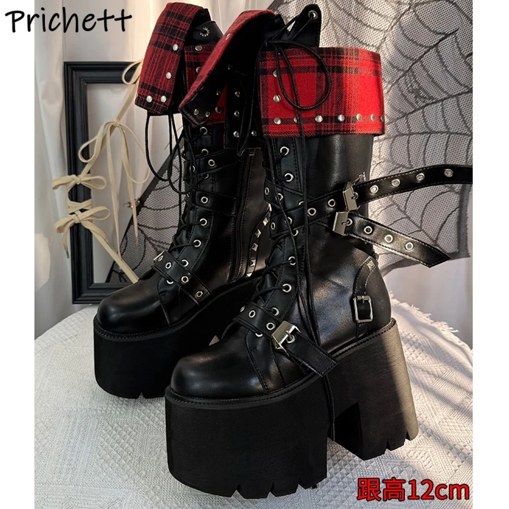 

Красные, черные ботильоны с заклепками, кожаные ботильоны с круглым носком и пряжкой на ремне, на массивном каблуке, на платформе, с перекрестной завязкой, женская зимняя теплая обувь в стиле панк