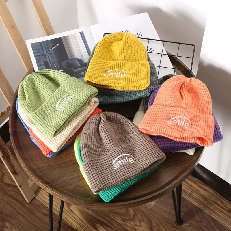 

P6 Korean Fashion Simple Female Autumn And Winter Warm Ear Protection Knitted Hat Male Outdoor Street Student Couple Wool Hat