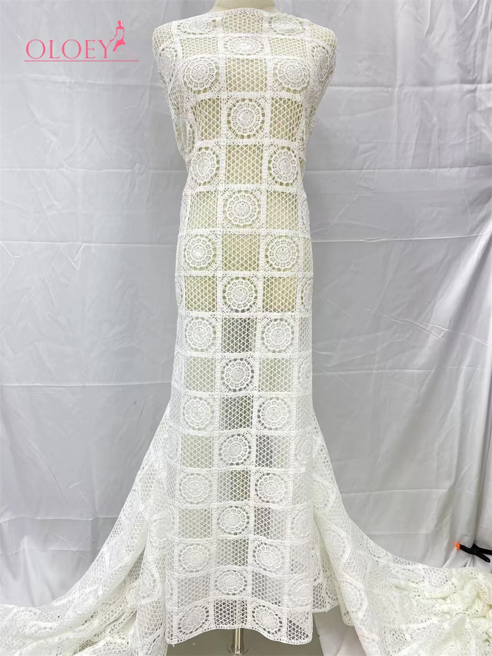 

2025 Fashion French Embroidery Beaded Lace Fabric African Nigerian With Sequins Lace Fabric For Wedding Dress