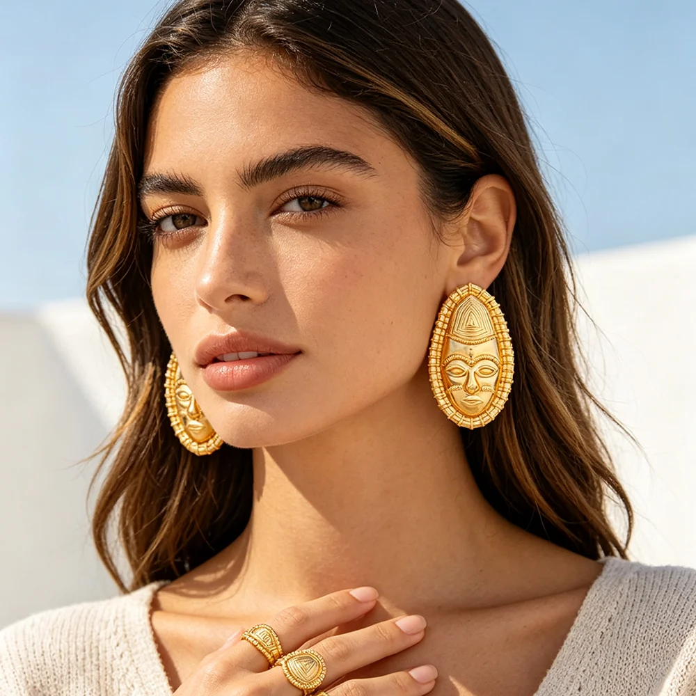 Damen-Set aus 18K vergoldeten afrikanischen Tribal-Masken-Ohrringen und -Ring, ethnischer Statement-Schmuck, Geschenk für Party und Hochzeit – Detail 4