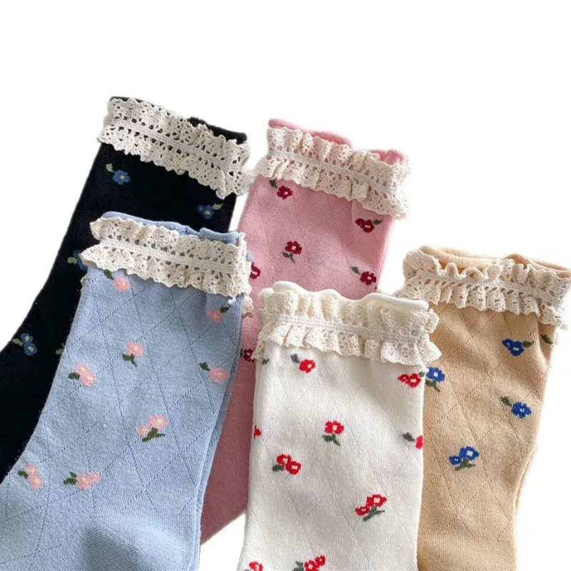 5 أزواج النساء الخريف الشتاء عارضة الجوارب المريحة لطيف الحلو النساء الجوارب المألوف الدانتيل حافة زهرة طباعة الجوارب ﻿