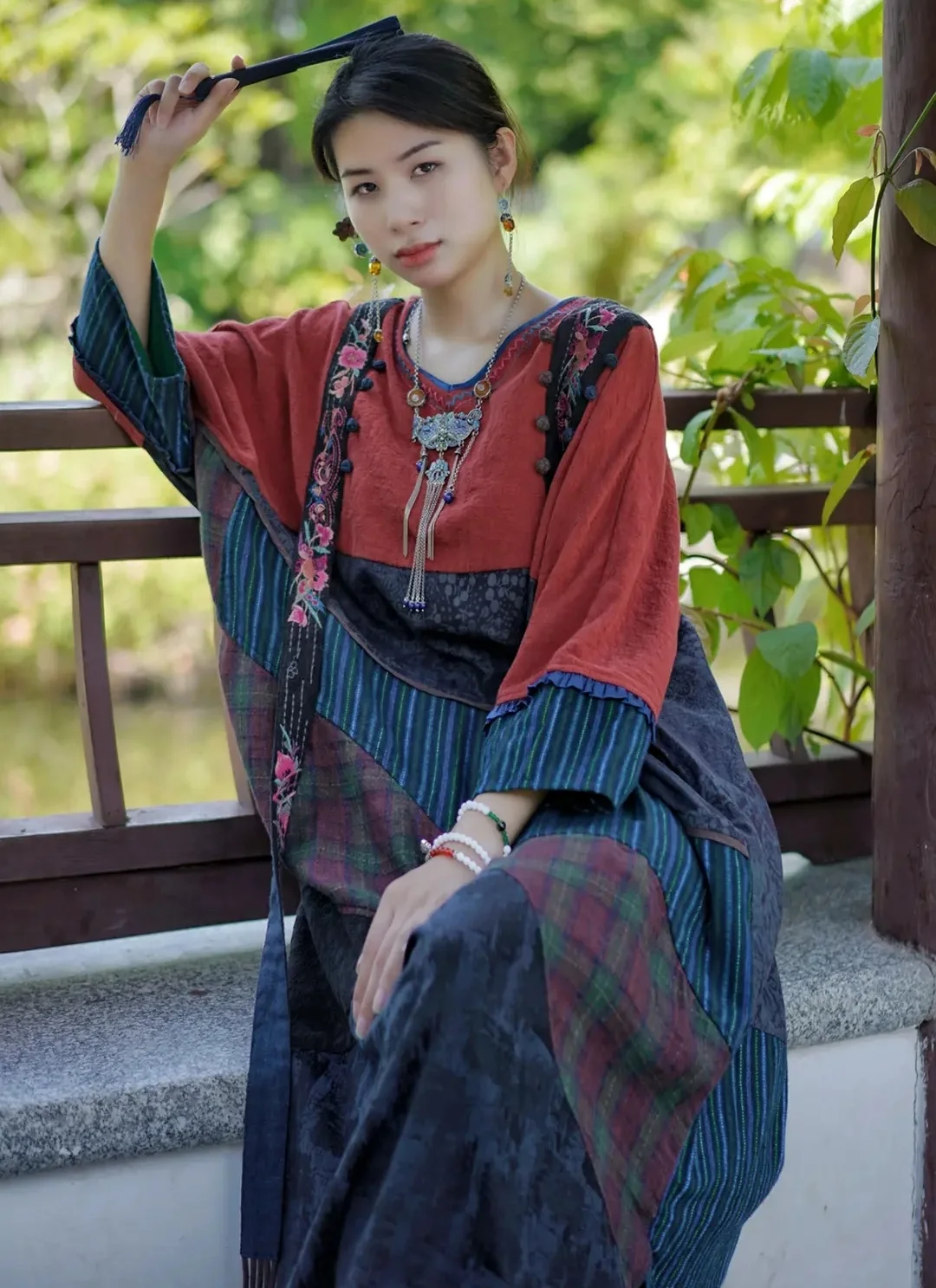 TOP Vintage robe Chinese style cotton linen Patchwork loose dresses high quality embroidery long dress Plus Size Woman clothing