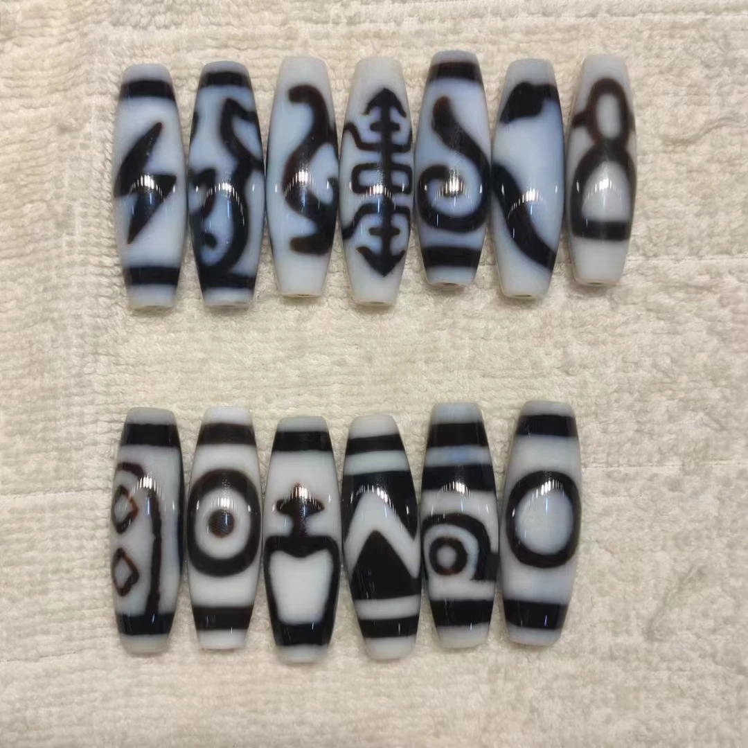 1pcs/lot natural multi-pattern old agate boutique dzi Black and white Glossy surface diy Bracelet necklace pendant jewelry beads