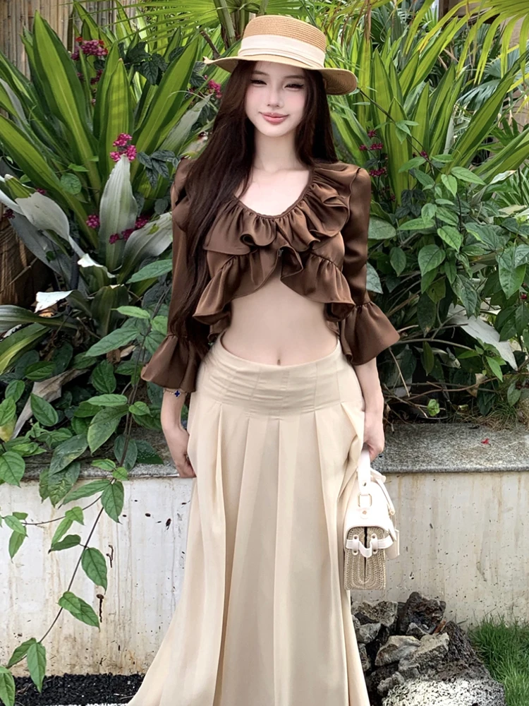 

V-Neck Bell Sleeve Shirt And High Waist Midi Skirt Set Vintage Loose Fit Bump in Belly Design Lotus Leaf Design Casual Wear