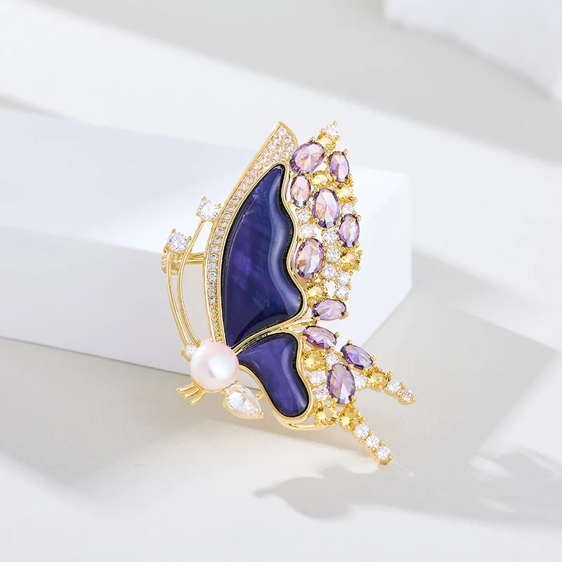 Пресноводный жемчуг, фиолетовая ракушка, брошь-бабочка, слегка инкрустированный цирконом, роскошный и элегантный аксессуар для костюма, вечерний корсаж.