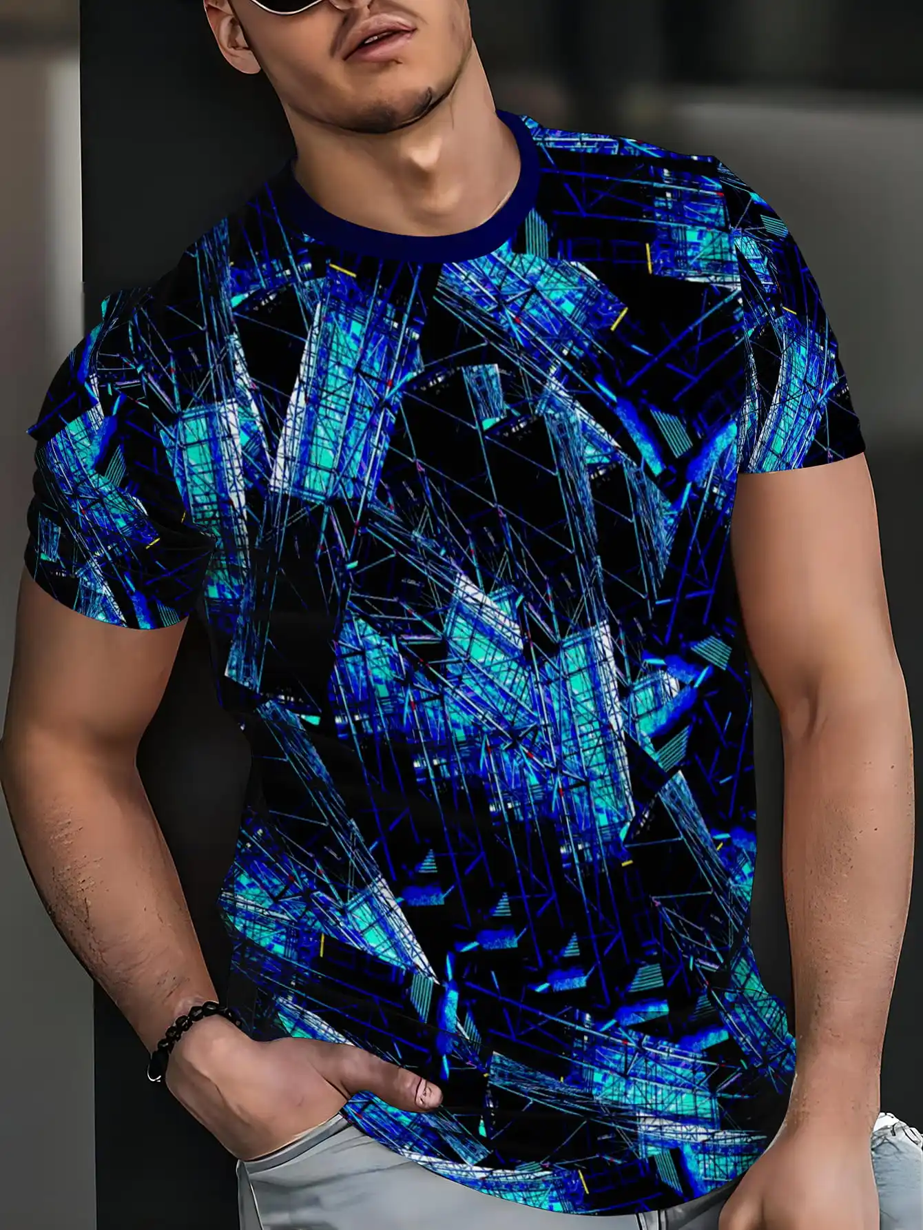 New men's short-sleeve T-shirt, loose-fitting and tailored with printed designs, versatile basic crew-neck top suitable for spri