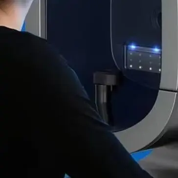 X5 PRO High-Definition Magic Mirror Skin Scanning System 3D AI Facial Analyzer with UV And Moisture Detection For Salon Use