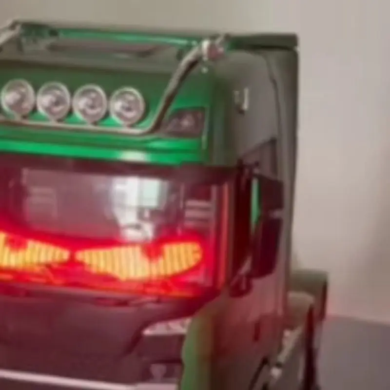 1:18 échelle 770s Rc tracteur camion Huina 1501 plastique Rtr camion voitures télécommande modèle de voiture avec batterie lumière son garçons cadeau