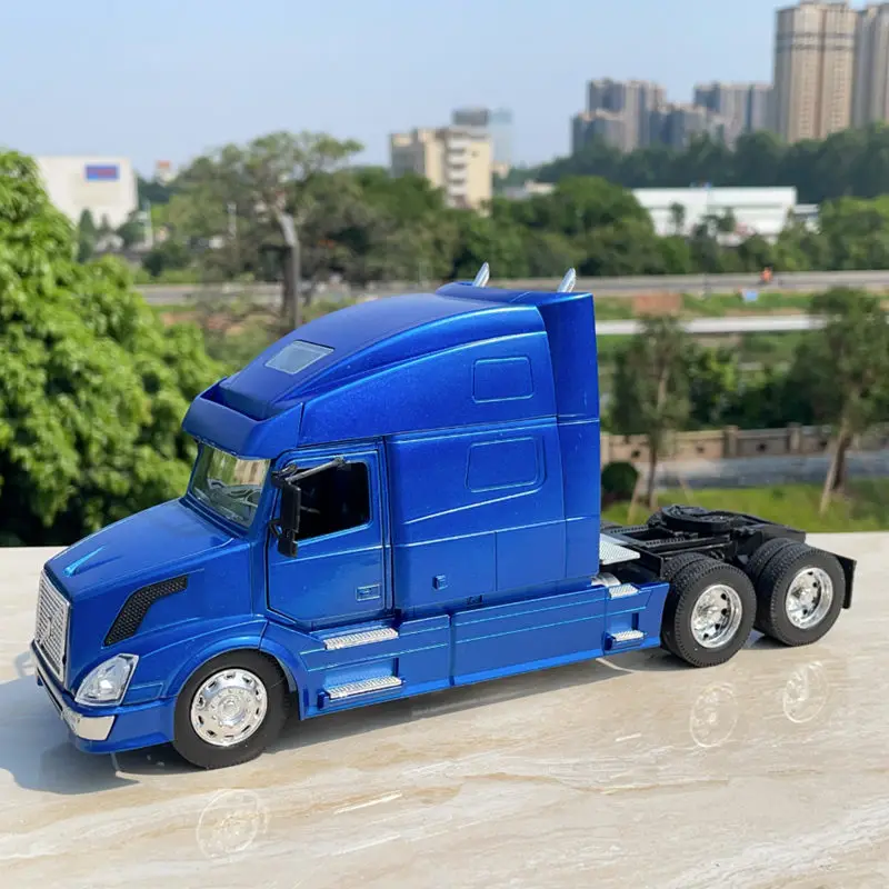 1/32 Alloy Semi Trailer Truck Head Car Tractor Model Diecasts Metal Heavy Duty Container Truck Transport Vehicles Car Model Gift
