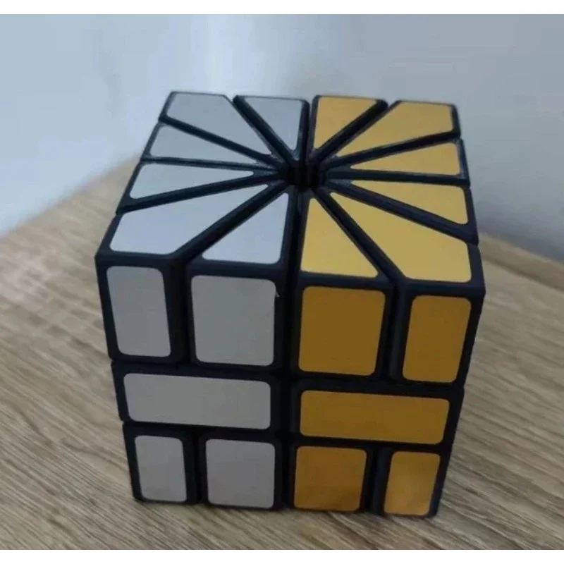 

SQ2 Cube Calvin's Puzzle Square-2 Shift Cube Illusion Black Body with Silver-Gold Label (Lee Mod) Cast Coated Magic Cube Toys