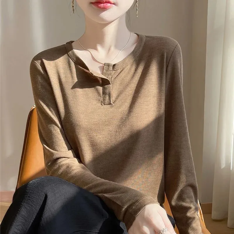 

Женская черная приталенная прозрачная повседневная вязаная блузка с длинными рукавами и вырезом на пуговицах