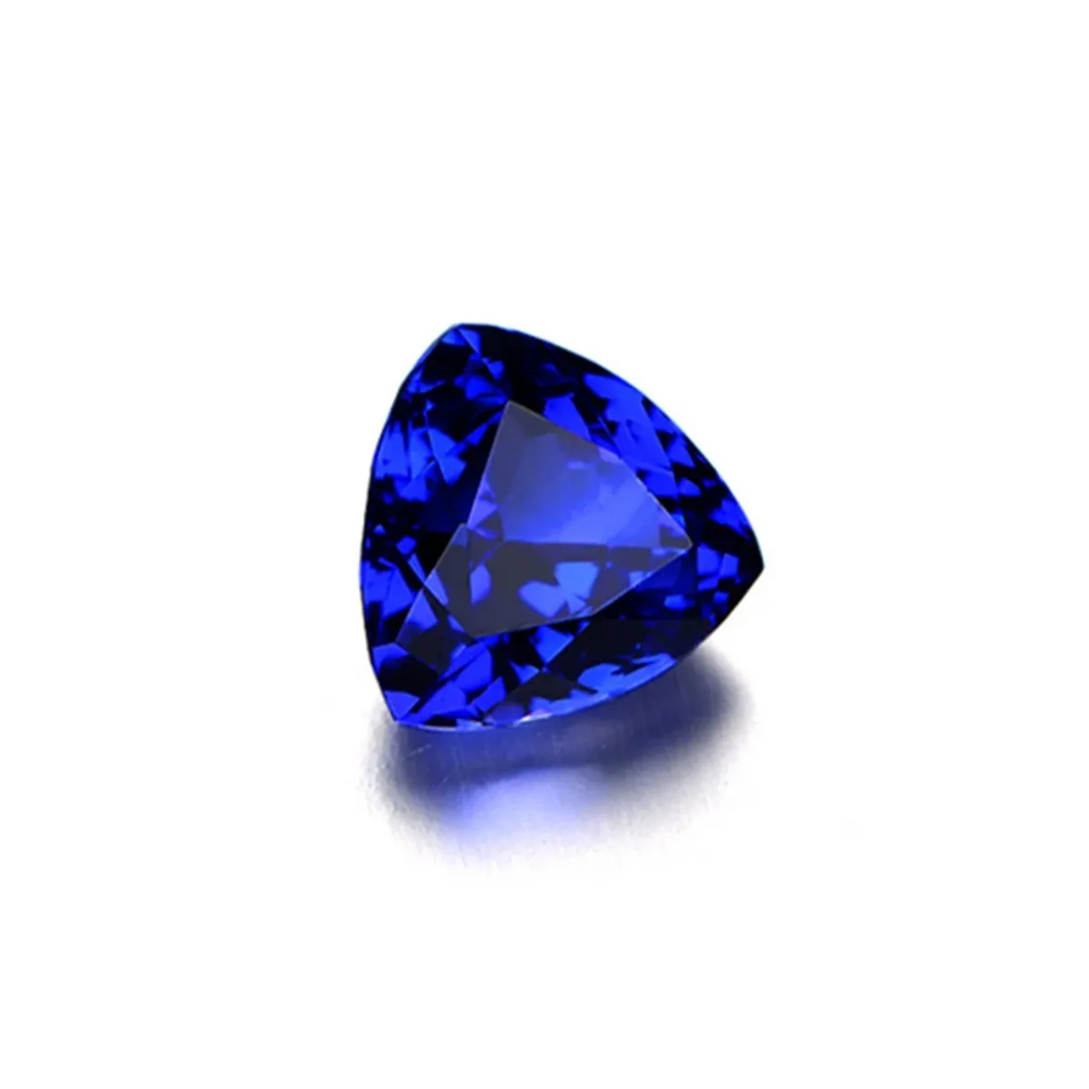 Grade AAA Cutting Sapphire Triangular Faceted Gemstone Trilliant Cut Sapphire Hardness 9 Multiple Sizes to Choose