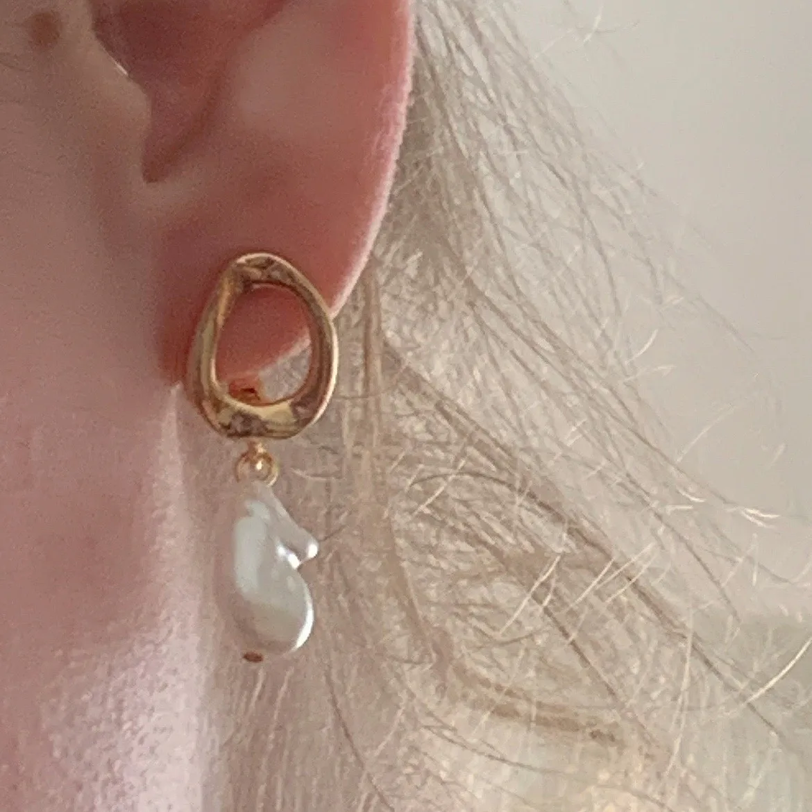 Circle Earrings For Women Vintage Punk Baroque Pearl Earrings Stainless Steel Ear Clip Women Jewelry Imitation Pearl Gift Mujer