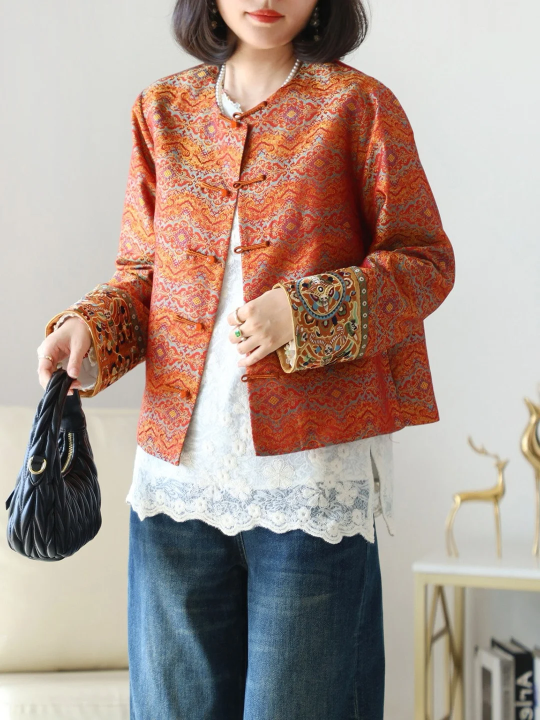 

Ele New Chinese Sle Tang Suit Jaet with Button Embroidery Song Jin round Ne Long Sve ort Top for Women