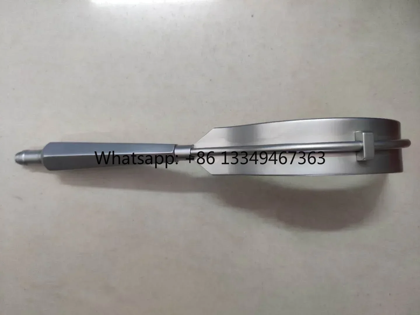 

Gynecology instruments Medical reusable Arc shaped Uterus tractor with fiber optic 30 Fast shipping