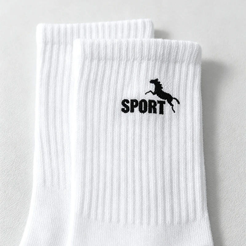 Horse Gallops Letter Pattern Mid-Calf Socks Unisex Women Men Fashion Harajuku Socks Novelty Hip Hop Gifts Socks