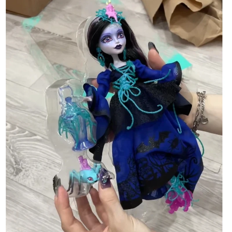 دمية Monster High Lenore Loomington Collector'S Edition، زخرفة لطيفة، هدايا مهرجان الأداء عالية التكلفة #2